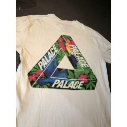 Palace tee size M