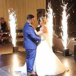 Bruiloft sparklers vuurwerkfonteinen binnen vuurwerk