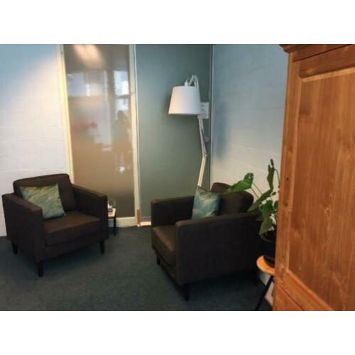 2 grote comfortabele Fauteuils antraciet