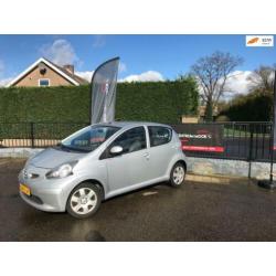 Toyota Aygo 1.0-12V + *Airco* *Half Leer* *Uniek* *5 DRS*