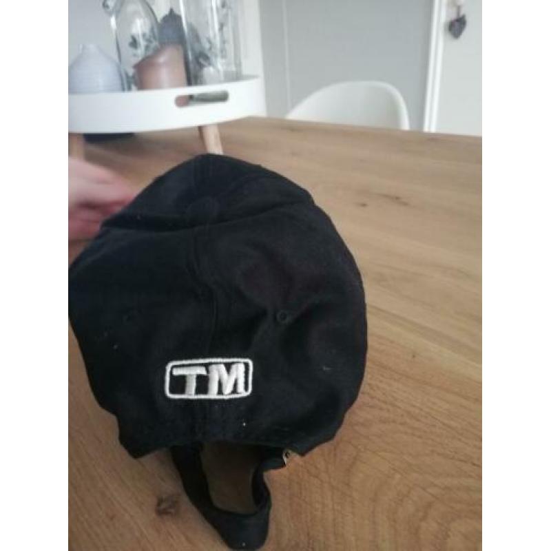 New York snapback pet zwart gouden lettets nieuw