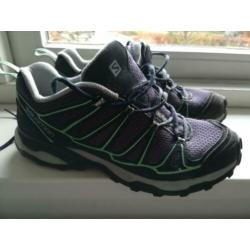Salomon wandelschoenen maat 42 2/3 UK 8.5
