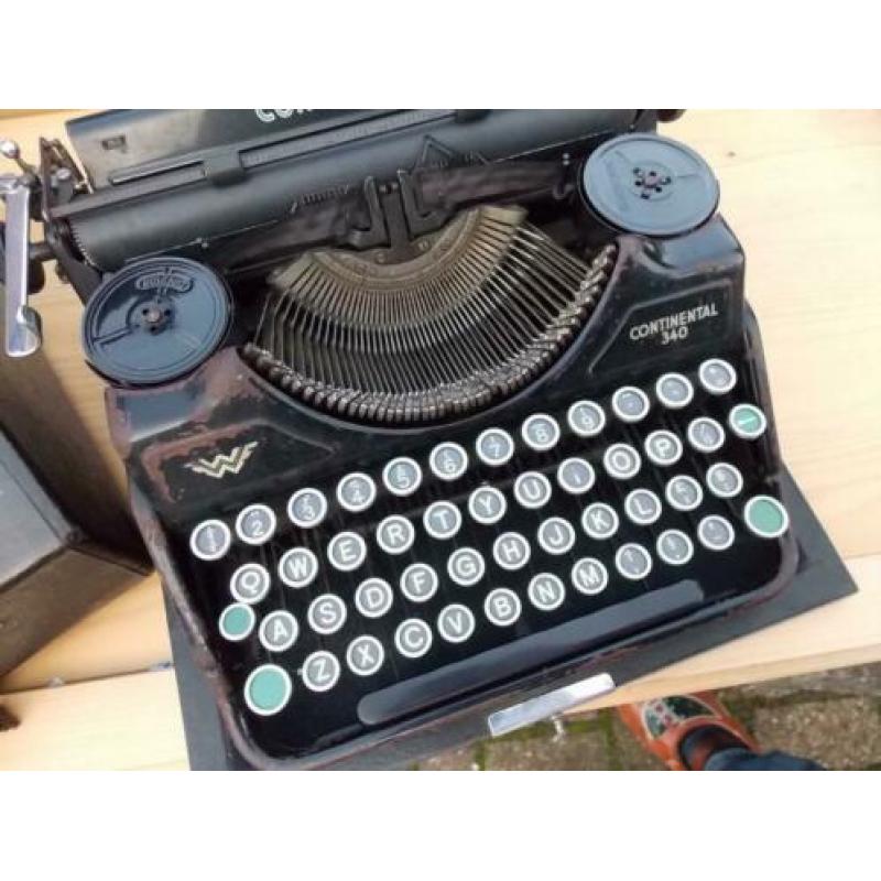 Continental 340 vintage typemachine in koffer