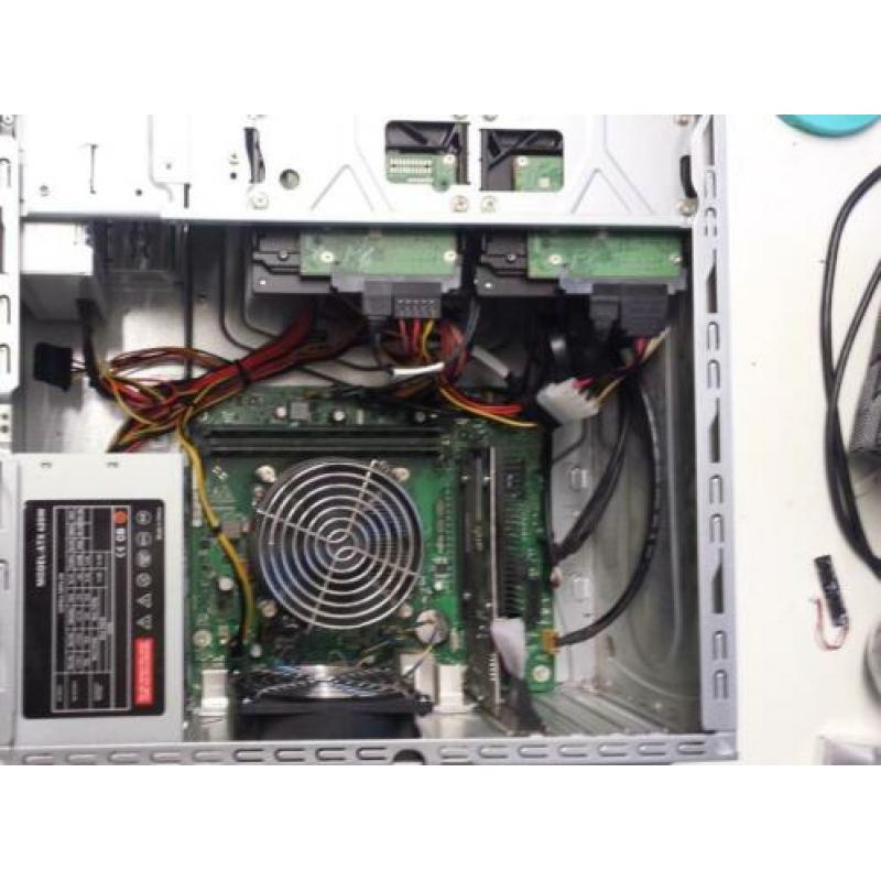Fujitsu Sim., Esprimo P400 i5 QaudCore, Werkt Helemaal Goed