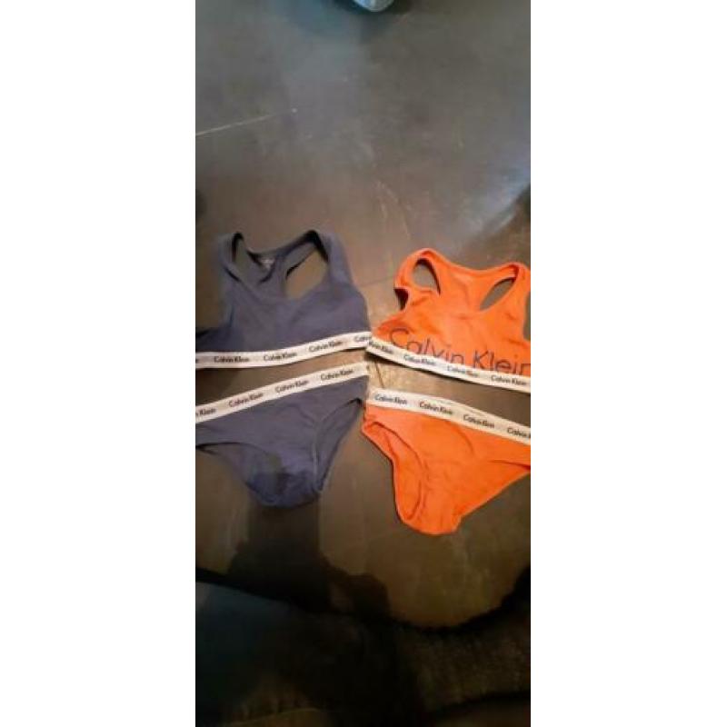 Calvin Klein setjes origineel mt 116 122