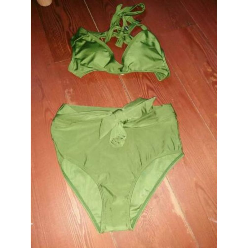 Nieuwe bikini elle milla