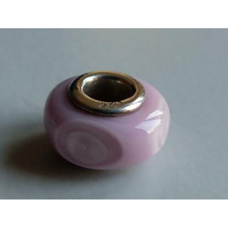 Roze beads, past ook op TROLLBEADS