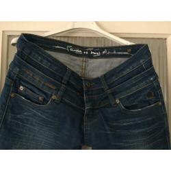 Jeans van Circle of Trust, maat 27