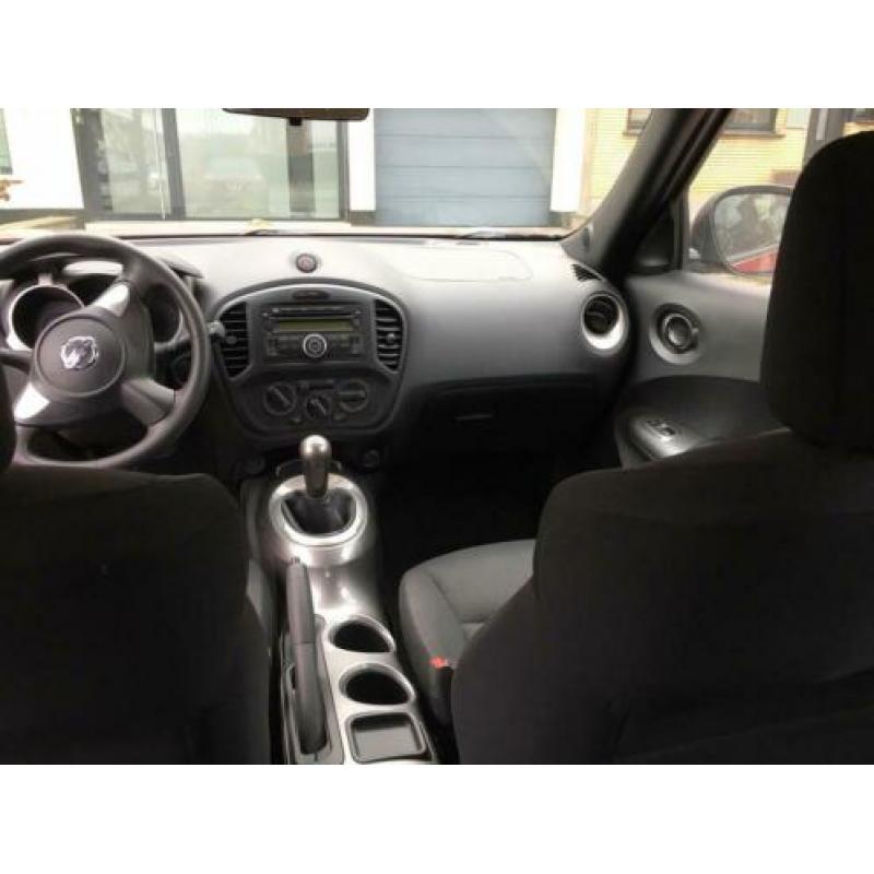 Nissan Juke 25.000km Benzine nieuwe accu/ banden/ ruitenwis