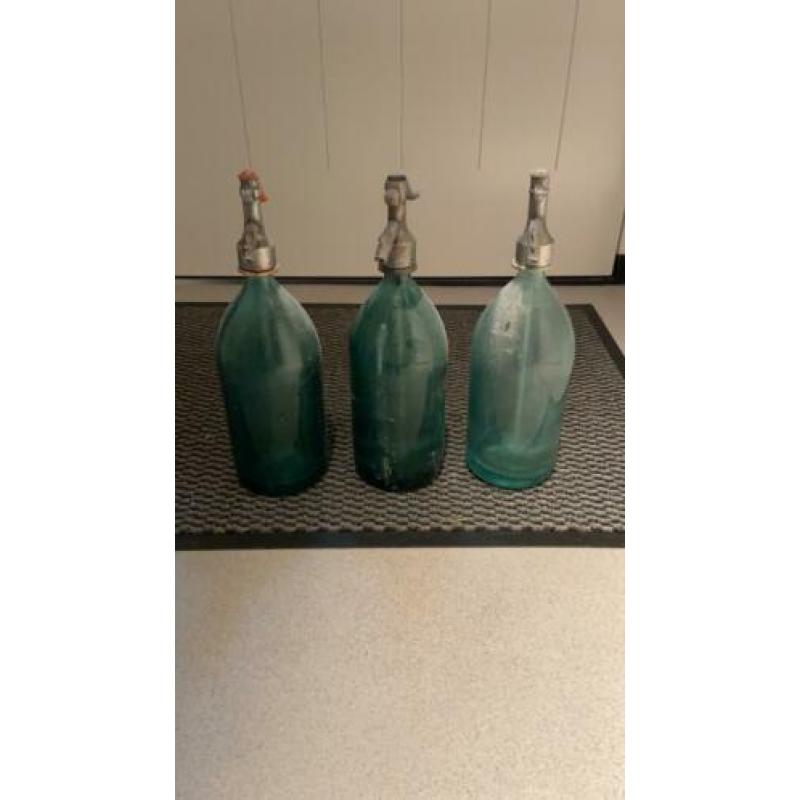 Antieke spuitfles water