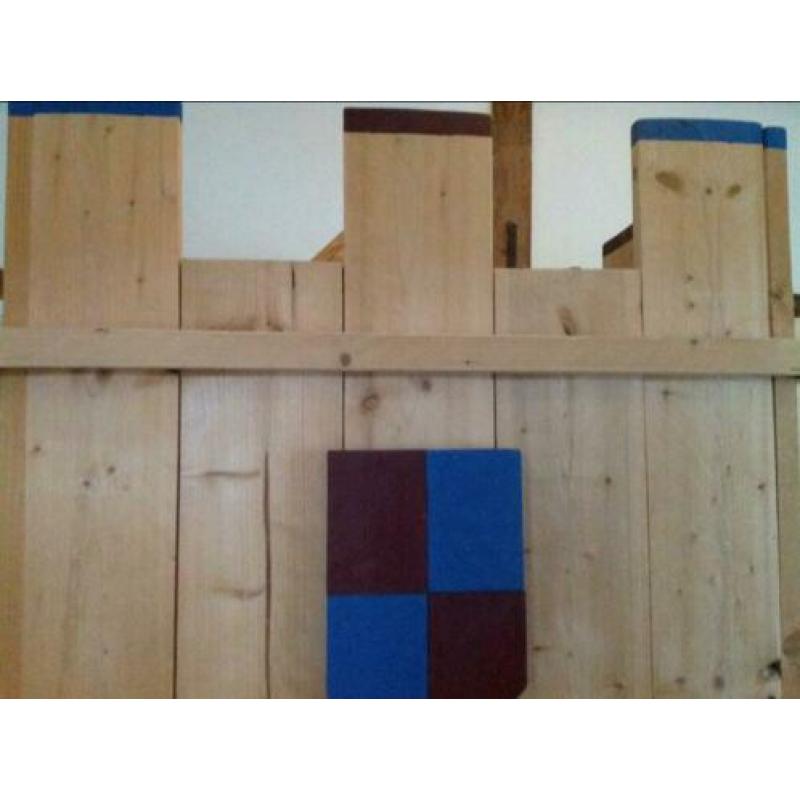 Ridderbed van steigerhout