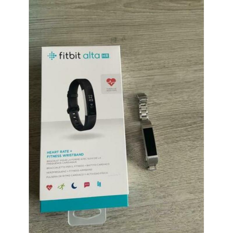 Twee keer Fitbit alta HR