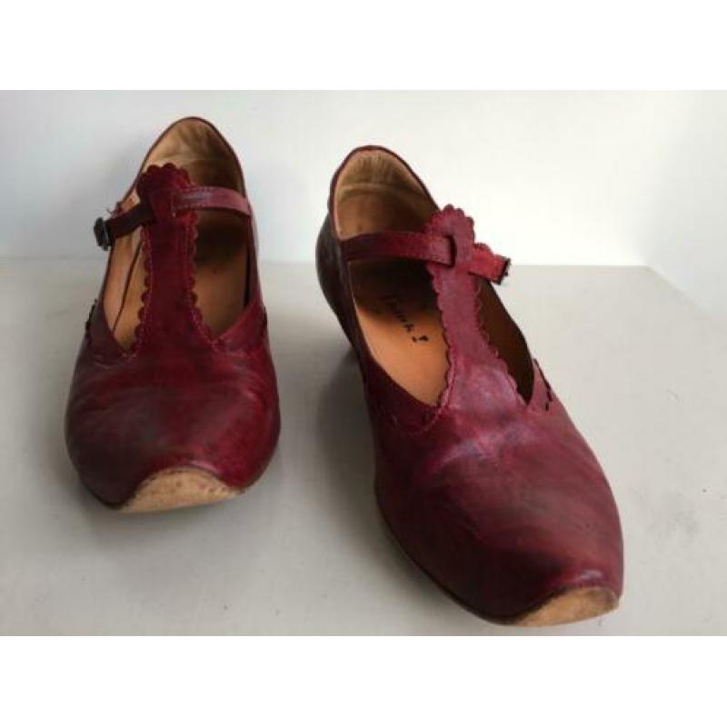 Think lederen damesschoenen maat 39