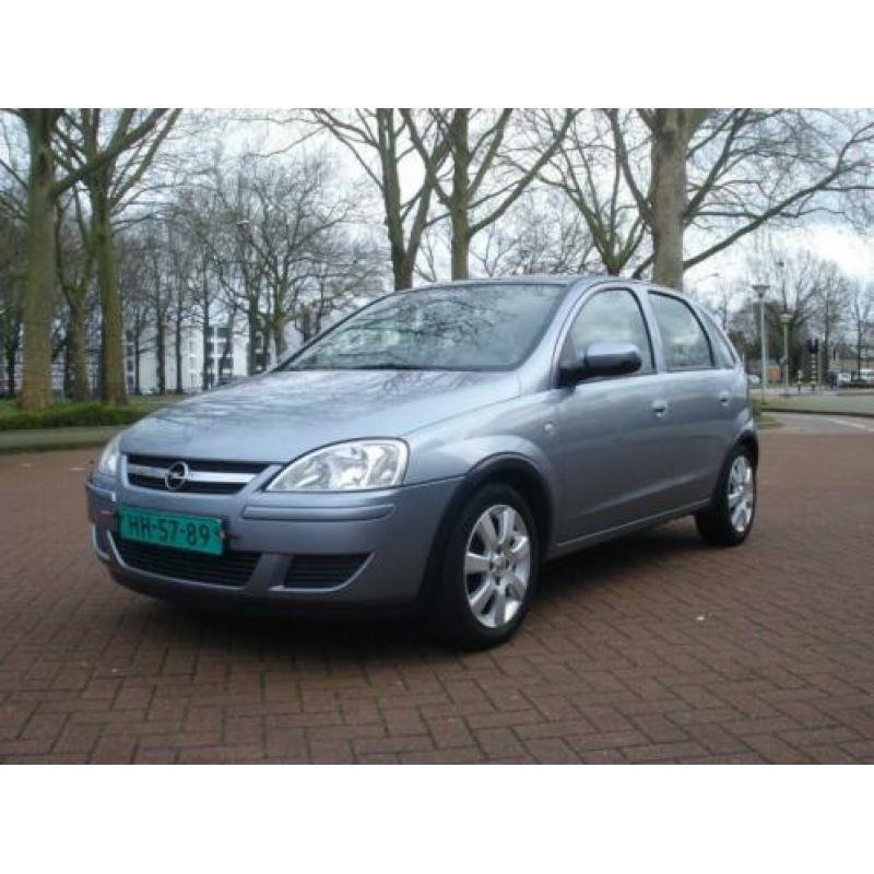 Opel Corsa 1.2 5D 2005 AIRCO/NIEUWE APK/ONDERHOUD/TREKHAAK!