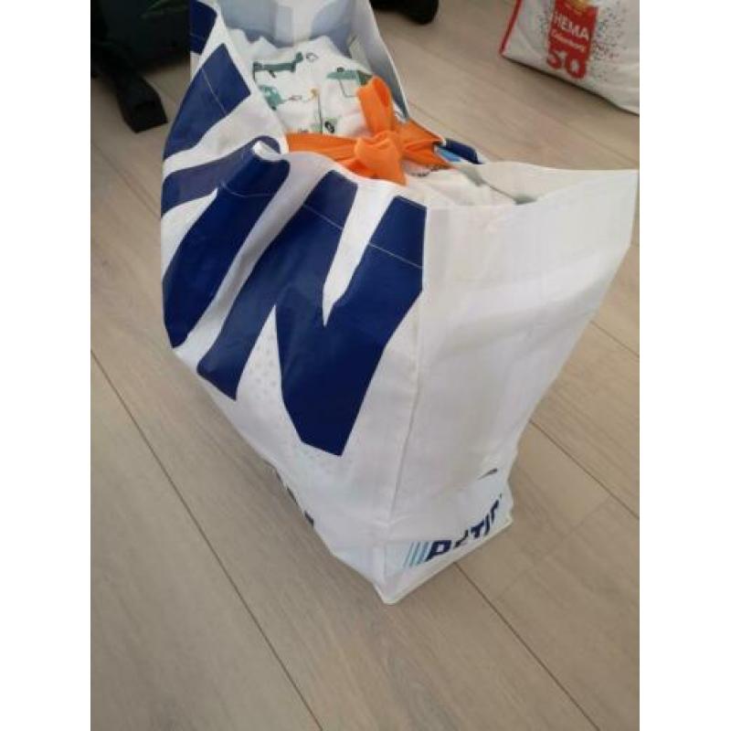 Tas vol jongens kleding