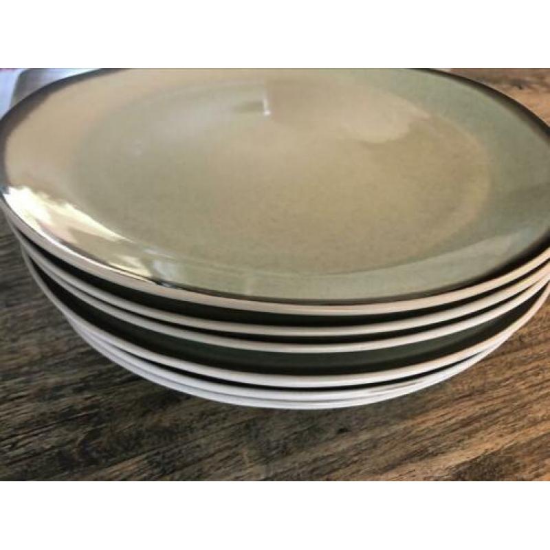 Borden Diep en Diner Cosy & Trendy Fez Groen
