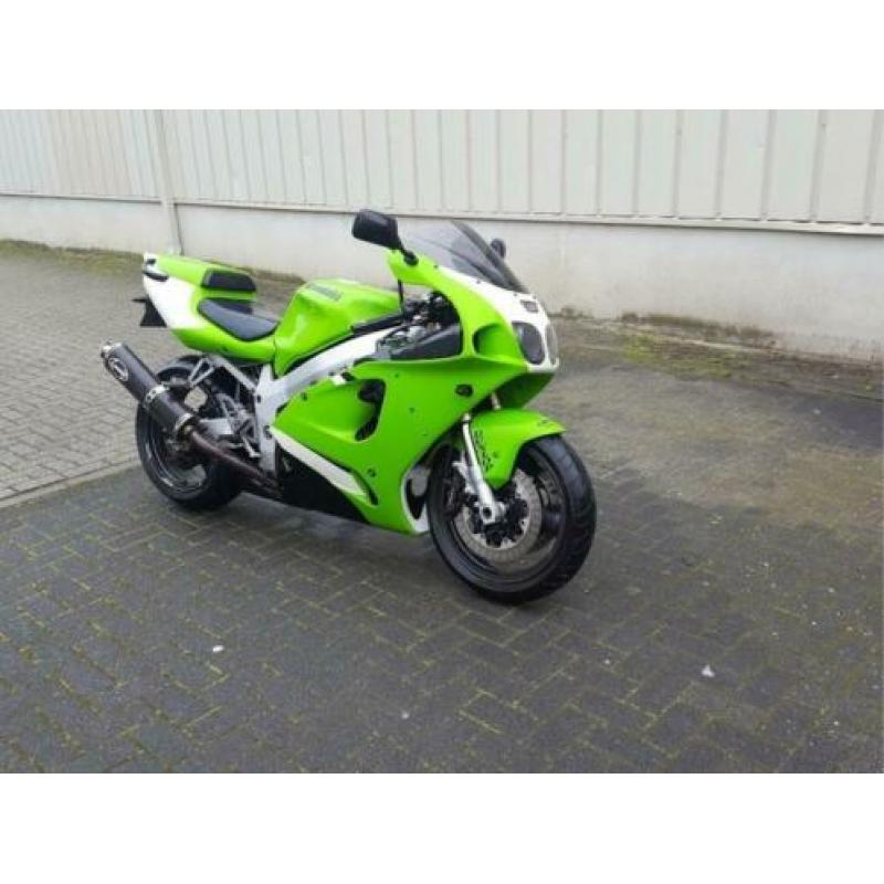 KAWASAKI ZX 7R (bj 1998)