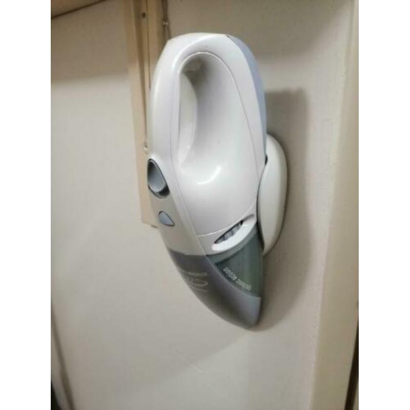 kruimeldief black & decker met zuigaccessoires