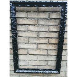 Schilderijlijst oud/antiek. Geornamenteerd 505 x 725 mm.