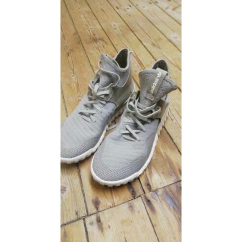 Adidas tubular