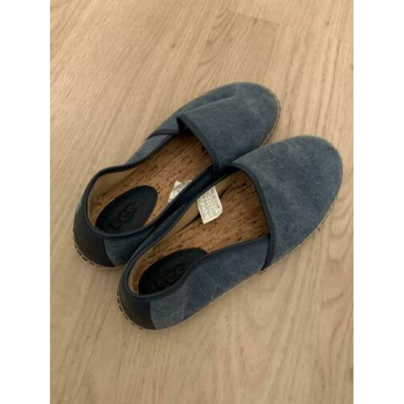 UGG schoentjes NIEUW! Maat 42
