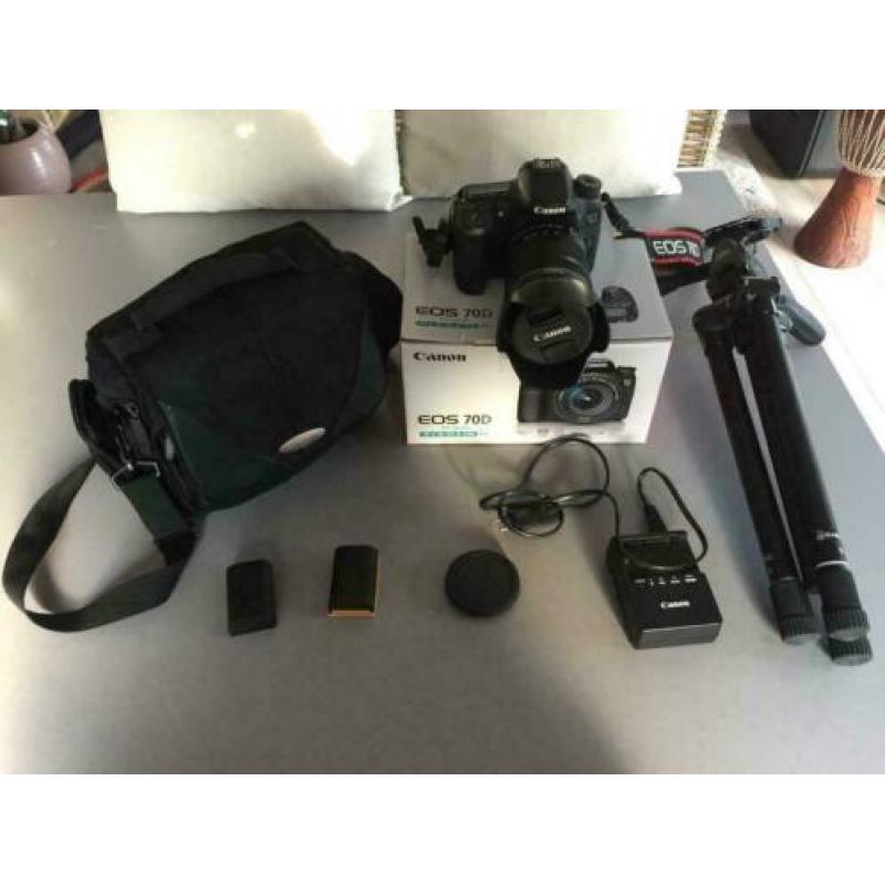 canon 70 d met 18-135mm lens en toebehoren