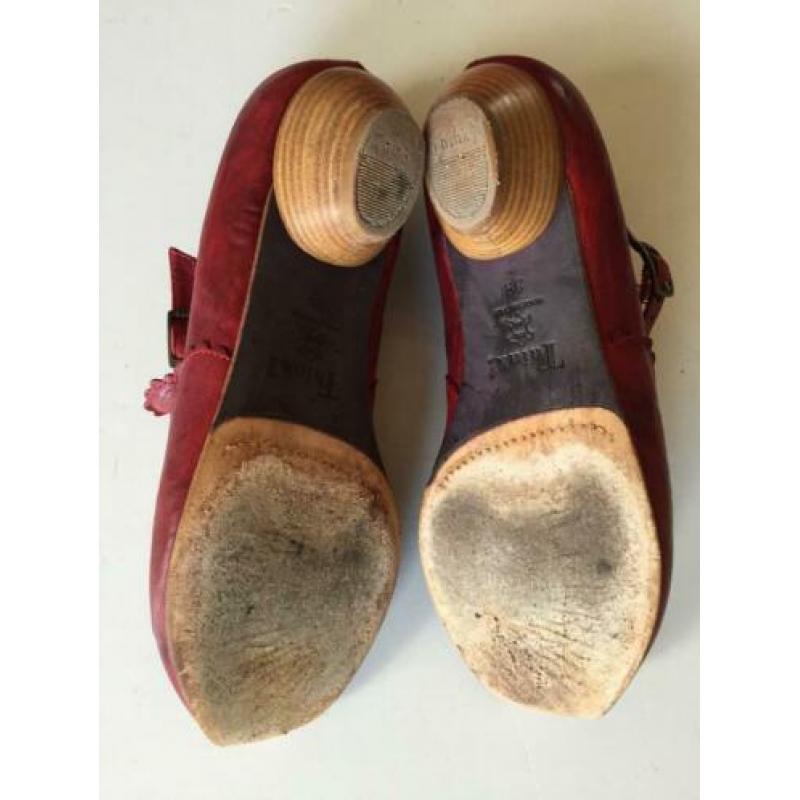 Think lederen damesschoenen maat 39