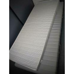 Nog een zo goed als nieuw IKEA matras.incl. een toppermatras