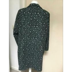 Prachtige lang Dreamstar colbertjas met panterprint maat 46