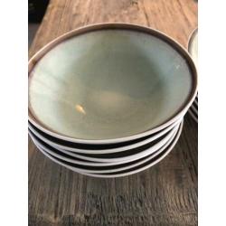 Borden Diep en Diner Cosy & Trendy Fez Groen