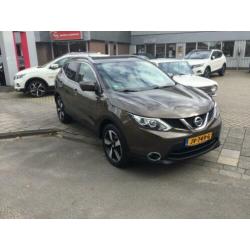 Nissan QASHQAI 1.2 DIG-T 115 Connect Pano Dak Dakrail Airco