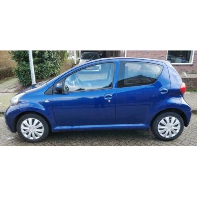 Toyota Aygo 1.0 12V Vvt-i 5DRS MMT 2008 Blauw