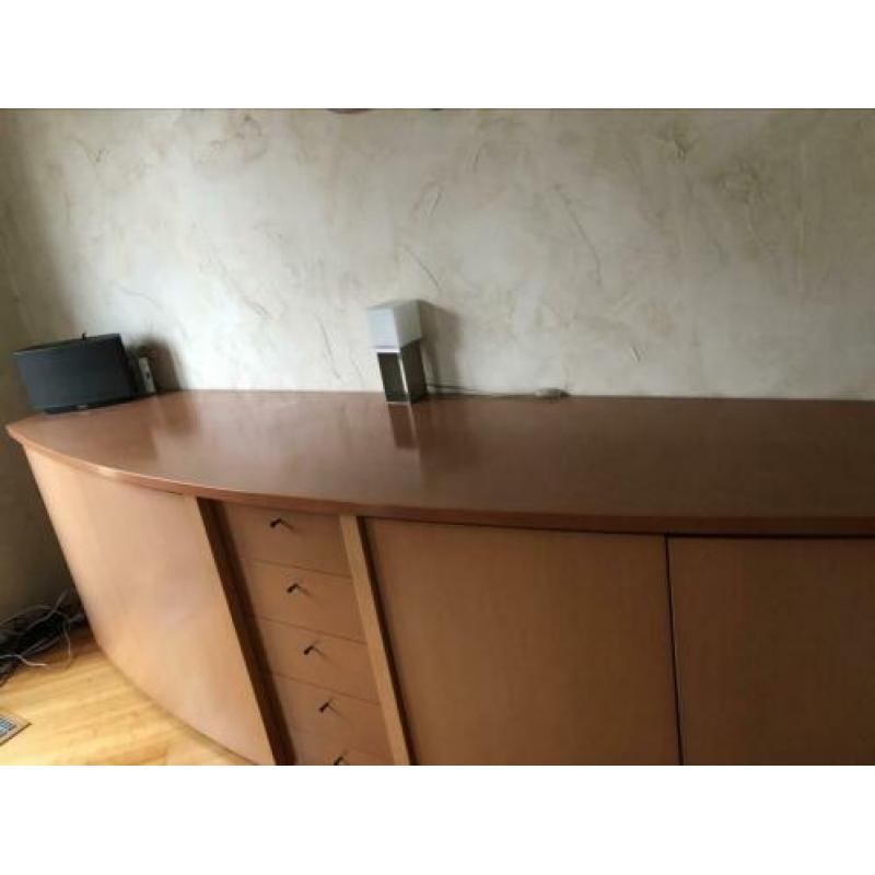 Dressoir van perenhout