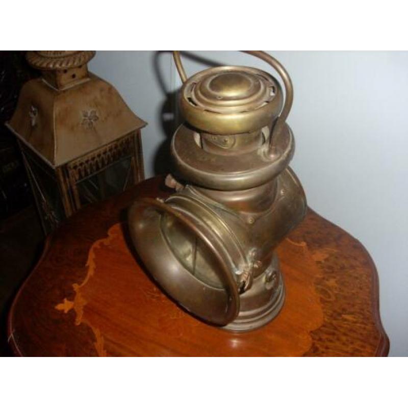 antiek motor lamp