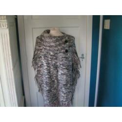 Hele Leuke Poncho Mes Fashion Tu