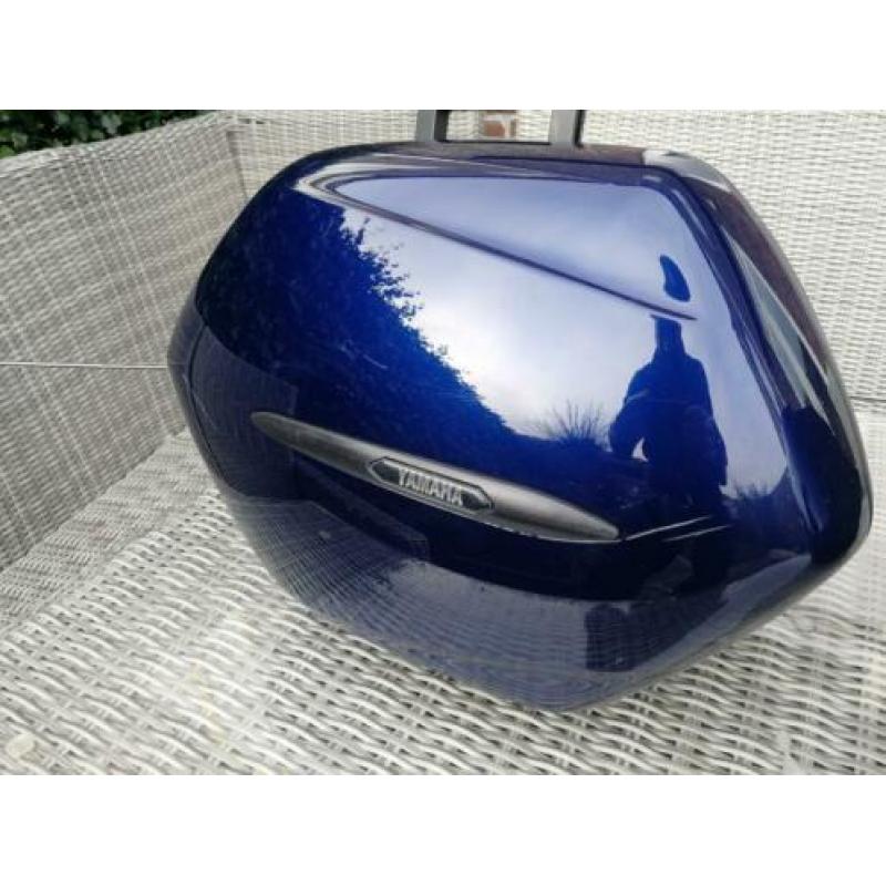 Fjr1300 2006+ zijkoffers, kleur blauw.