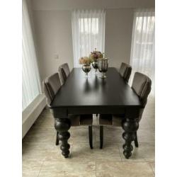 Zwarte eettafel (Rofra Home)