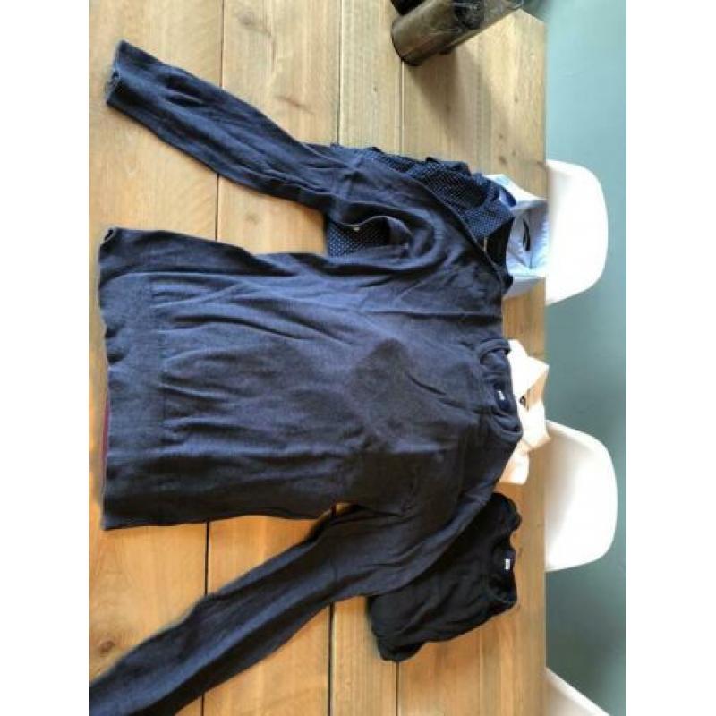 Overhemden maat M en pullover maat S