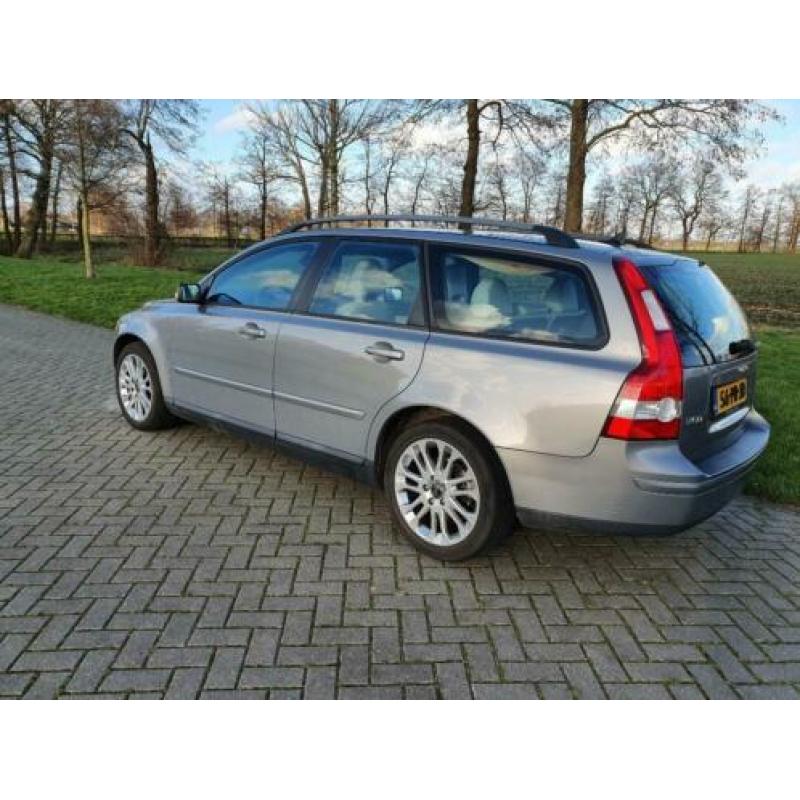 Volvo V50 2.4 140PK 2004 Grijs