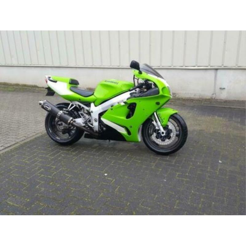 KAWASAKI ZX 7R (bj 1998)
