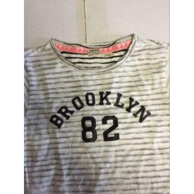 Nieuw zomer tshirt, maat; 128