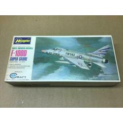 Hasegawa F-100 Super Sabre 1/72