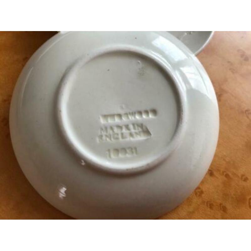 Wedgwood Zeldzaam! Twaalf schoteltjes guirlande Cream ware