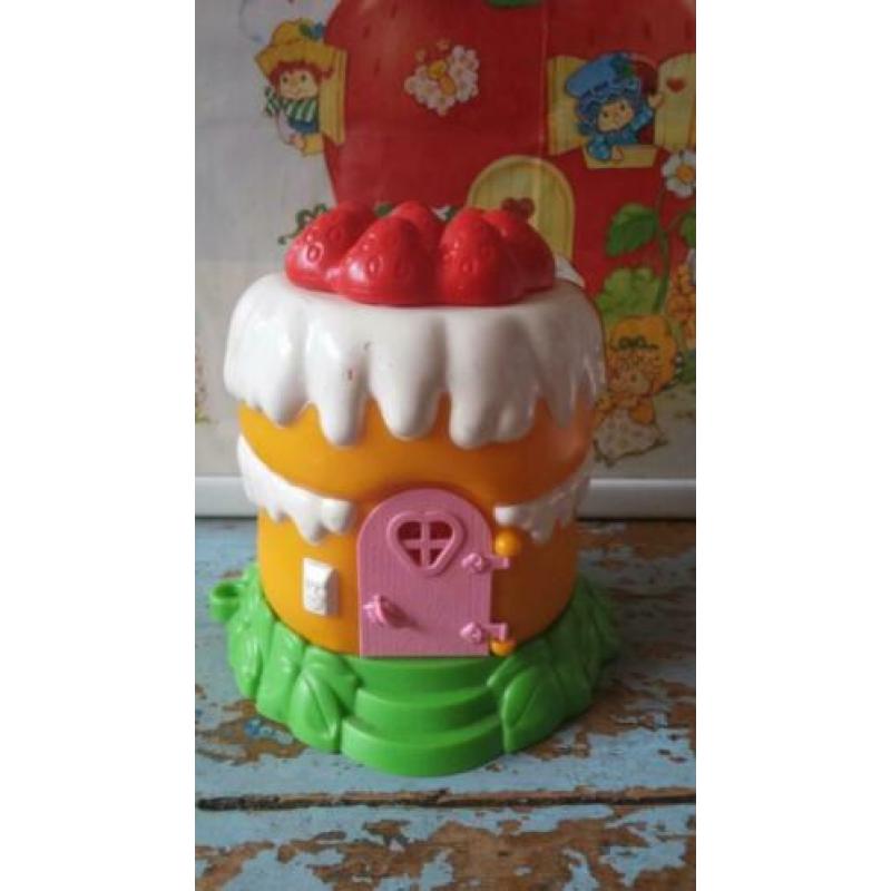 Vintage Strawberry shortcake mini huisje