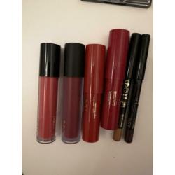 Only you make-up set