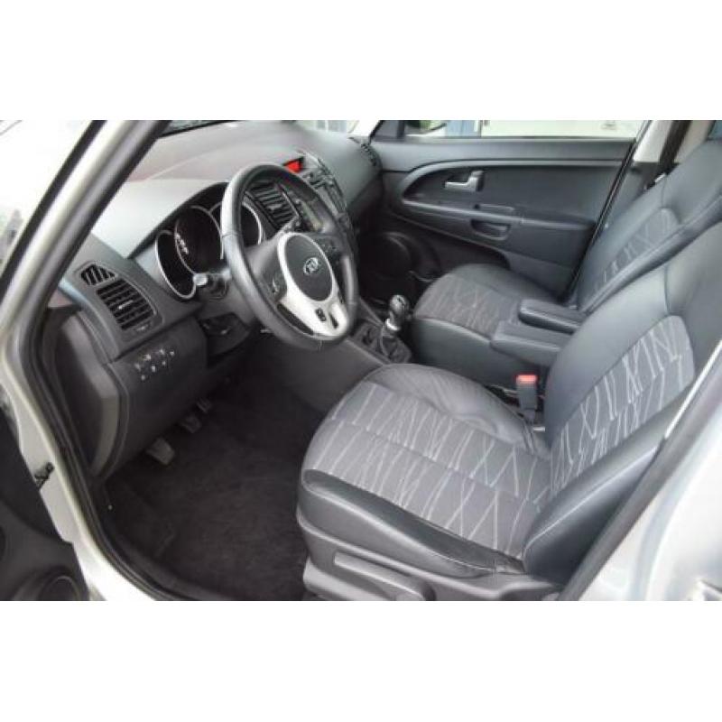 Kia Venga 1.4i-16V ISG Super Pack ECC Cr.Control Navi+BT+Cam