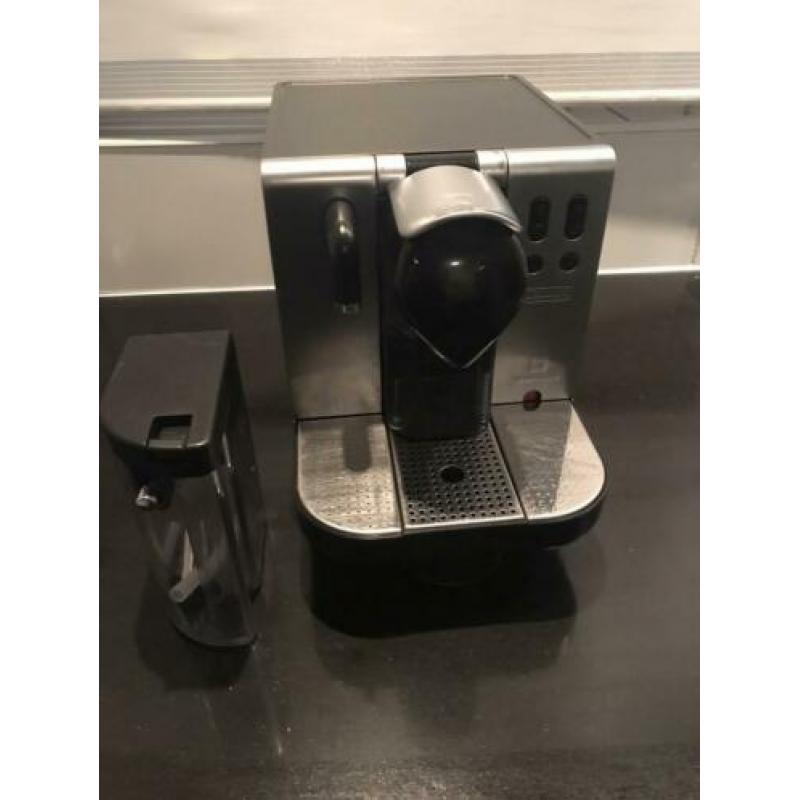 Nespresso DeLonghi EN680 compleet