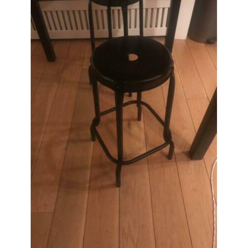 Bartafel incl. stoelen en krukken