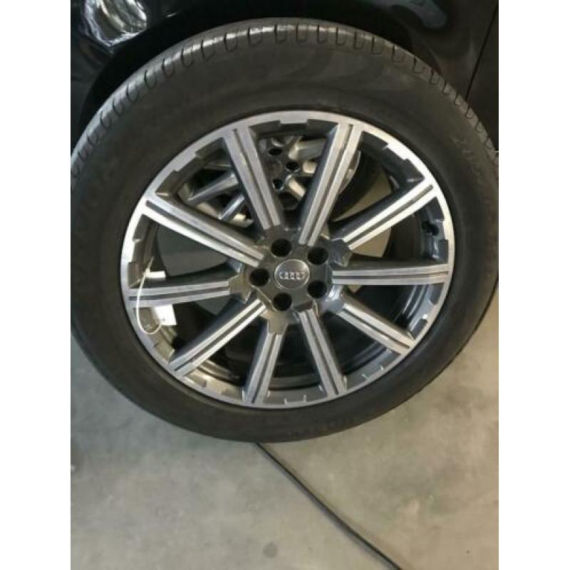 Te koop 20inch sportvelgen met banden Audi Q7 vanaf 2015
