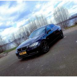 ?• BMW 3 Serie 3.0 D 330d nieuwe apk ! NAP, Xenon, navi •?